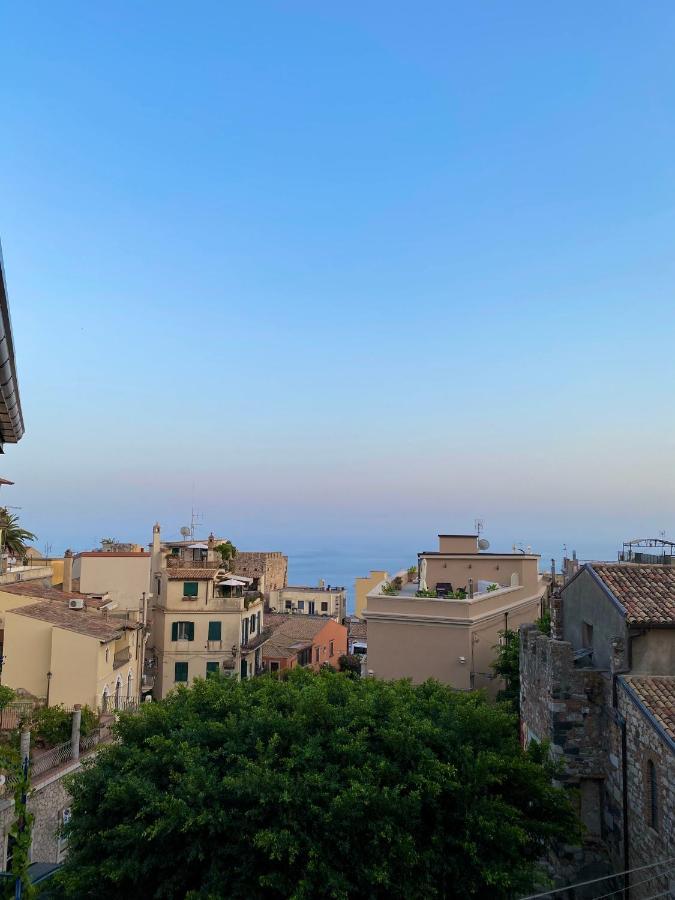 Sole Apartment Taormina Exterior photo